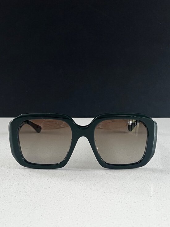 CHLOE CH0300S. 003 Green Squared Sunglasses main image 7